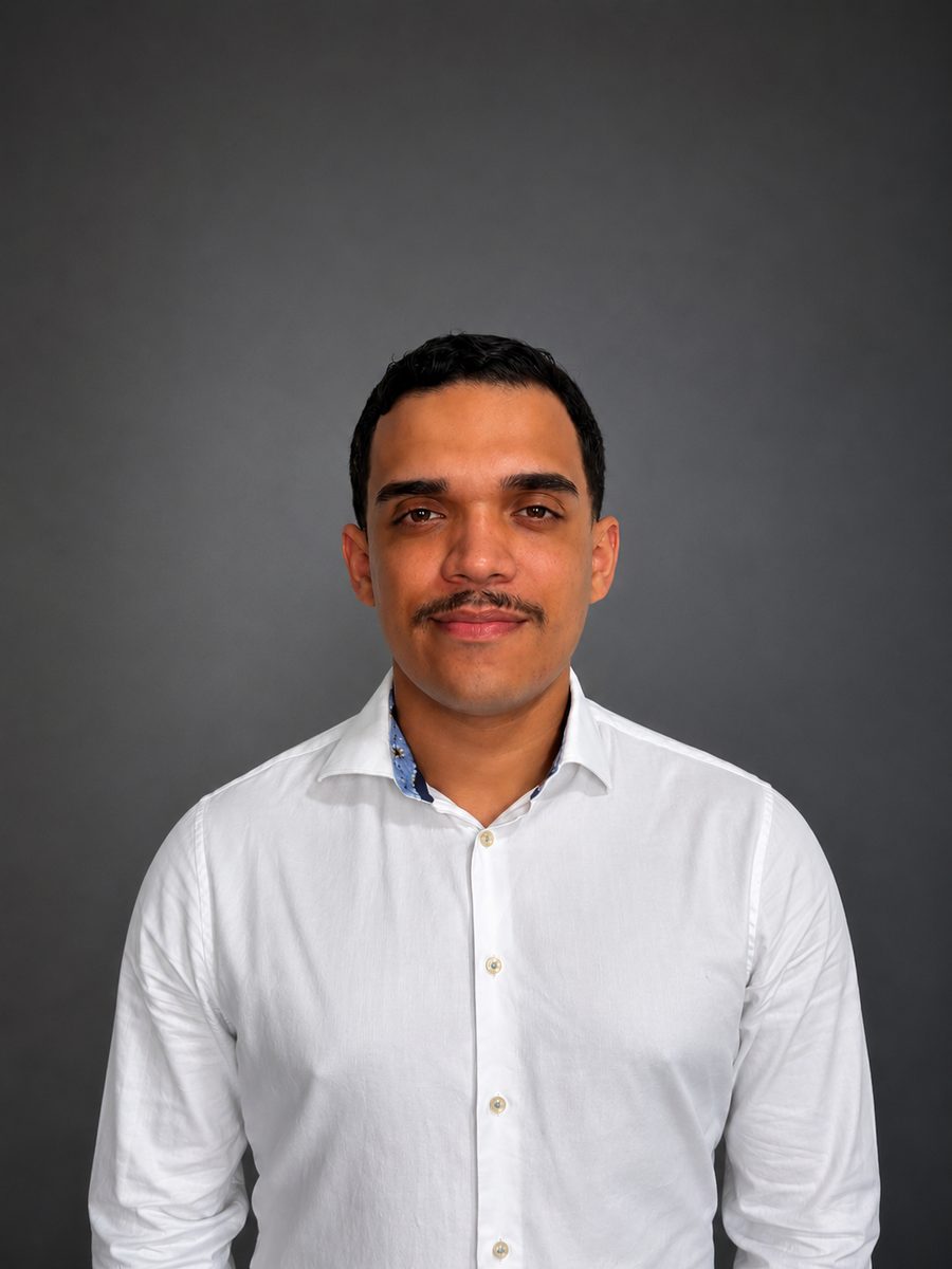 Gustavo Policarpo - Desenvolvedor Front-end freelancer